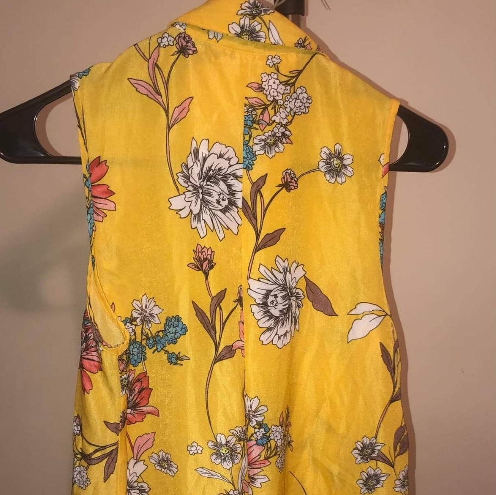 Shirt - Picture 2 of 2